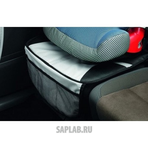 Купить Porsche 95804480180 Защитная подкладка под детское автокресло Porsche, артикул 95804480180